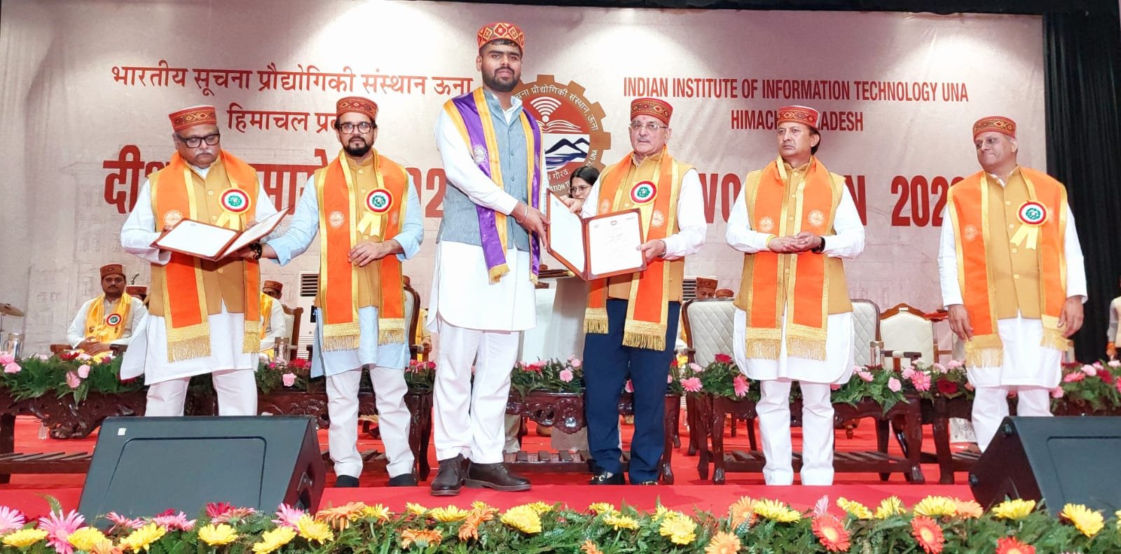 हिमाचल की चुनौतियों के तकनीकी समाधान खोजें युवा: राज्यपाल कविंद्र गुप्ता